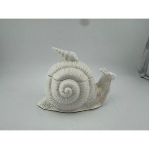 Ceramic Snail Trinket Box Figurine Genuine Bone China Table Decor White‎
